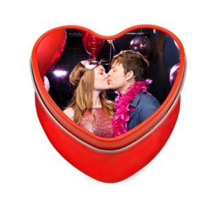 Метална кутия "Сърце"